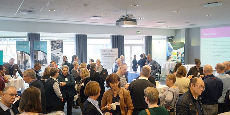 Besøgende på messe